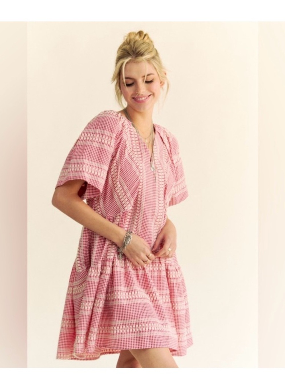 DAVI & DANI Pink Textured Mini Dress - Picture 2 of 11